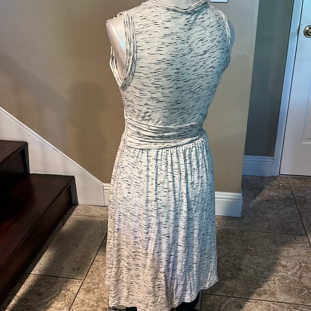 Max Studio Women’s knit Dress Vneck sleeveless Boho braided detail size Small - Picture 5 of 15